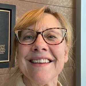 Meet your Posher, Dawn